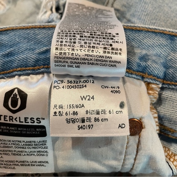 Levi’s 501 Original Fit High Rise Denim Jean Shorts Fault Line 24 Distressed - Picture 8 of 11